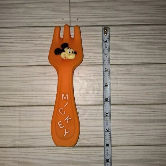 Danara Vintage Walt Disney Kids Orange Mickey Mouse Fork Squeeze Toy 8in Long - Picture 8 of 9